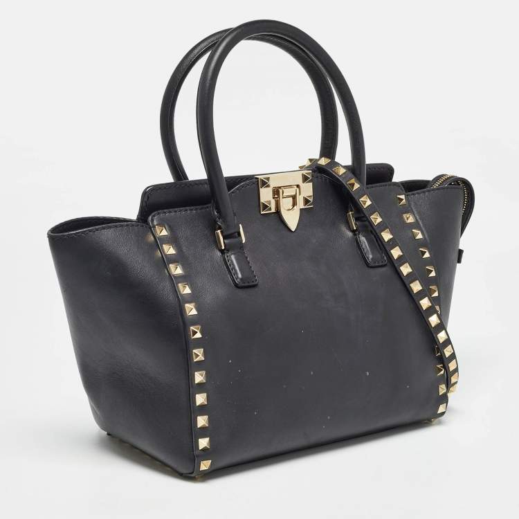 Pre Owned Valentino Black Leather Medium Rockstud Trapeze Tote