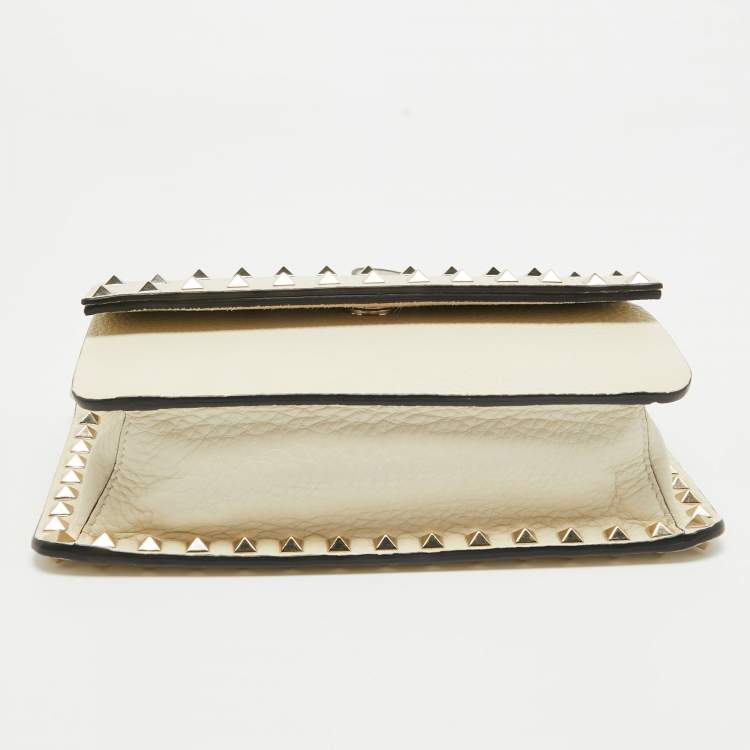 Pre Owned Valentino Off White Leather Rockstud Flap Crossbody Bag