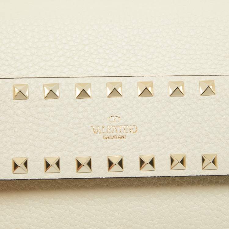Pre Owned Valentino Off White Leather Rockstud Flap Crossbody Bag