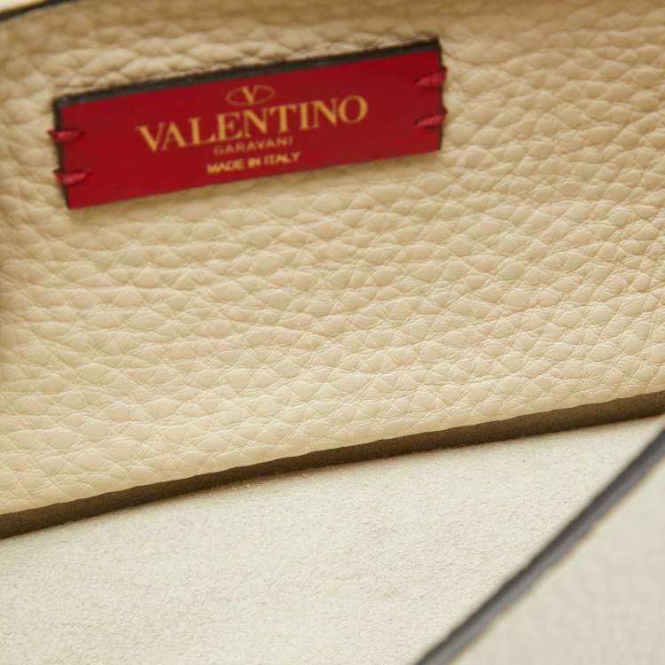 Pre Owned Valentino Off White Leather Rockstud Flap Crossbody Bag