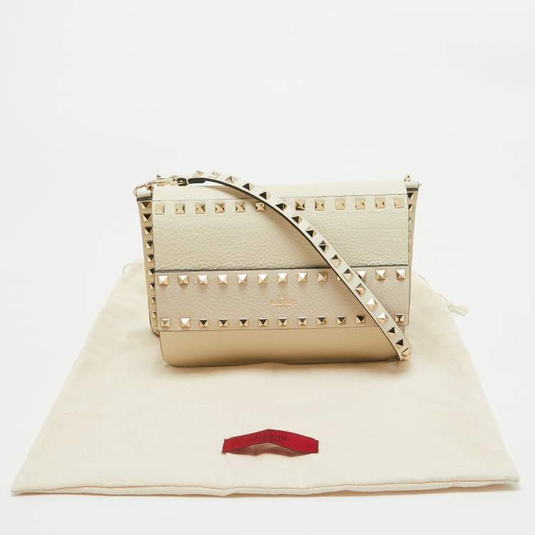 Pre Owned Valentino Off White Leather Rockstud Flap Crossbody Bag