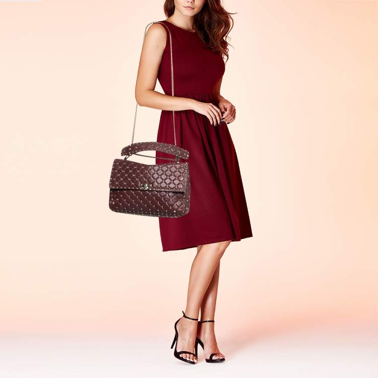 Pre Owned Valentino Burgundy Leather Large Rockstud Spike Top Handle Bag