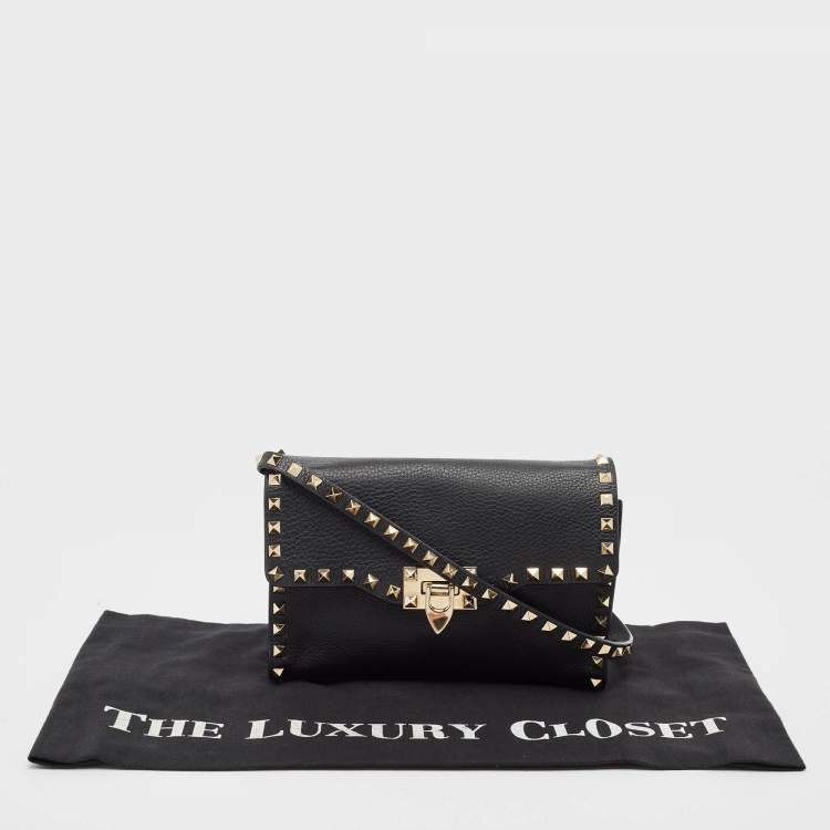 Pre Owned Valentino Black Leather Rockstud Flap Crossbody Bag