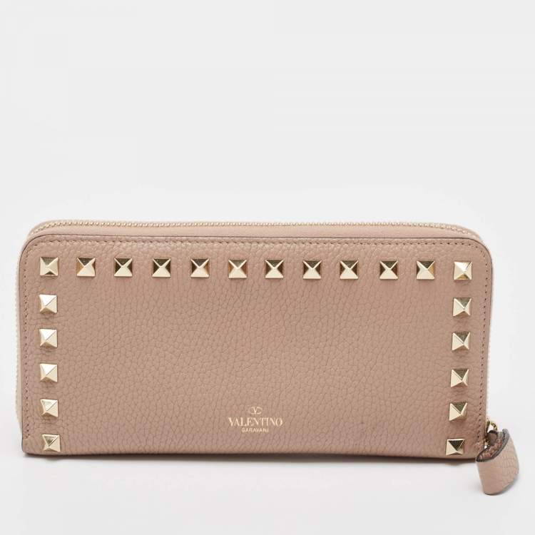 Pre Owned Valentino Dusty Pink Leather Rockstud Zip Around Wallet