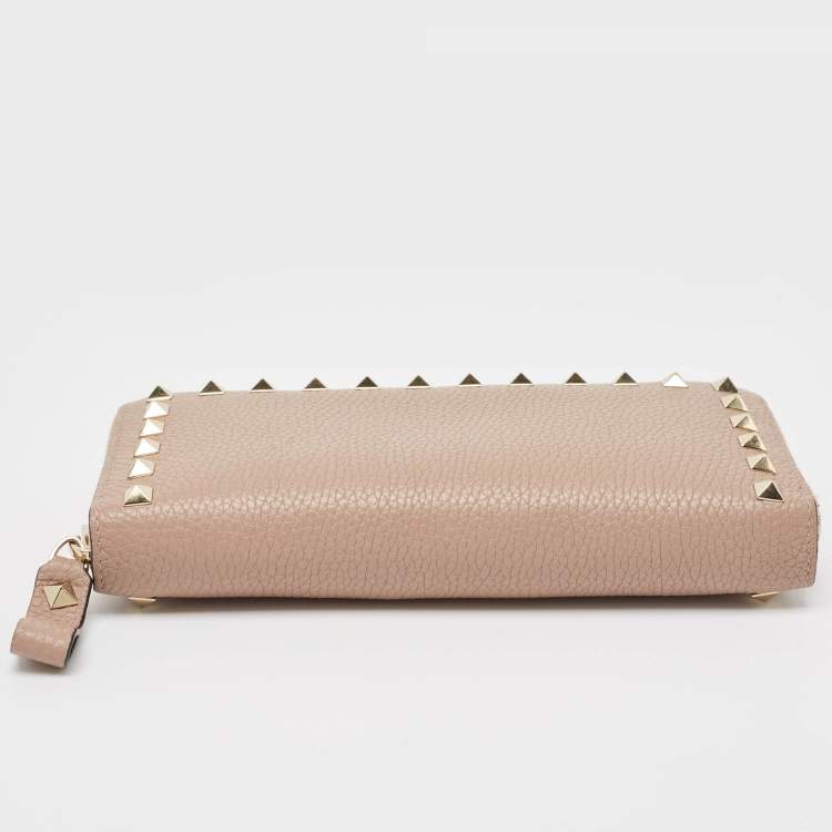 Pre Owned Valentino Dusty Pink Leather Rockstud Zip Around Wallet