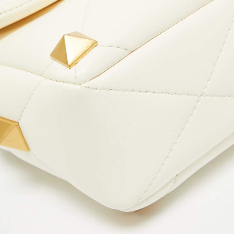 Pre Owned Valentino White Quilted Leather Medium Roman Stud Top Handle Bag