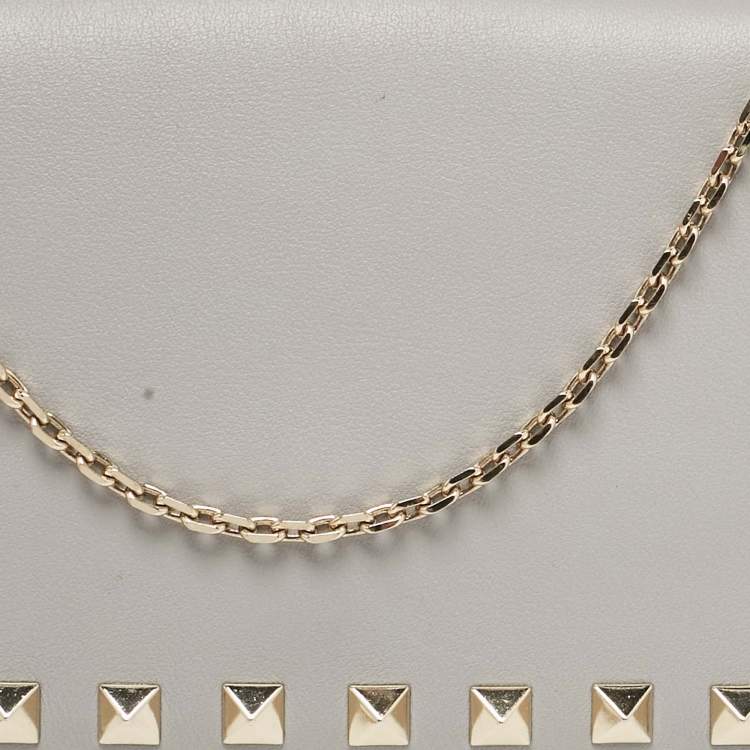 Pre Owned Valentino Ash Blue Leather Rockstud Chain Clutch