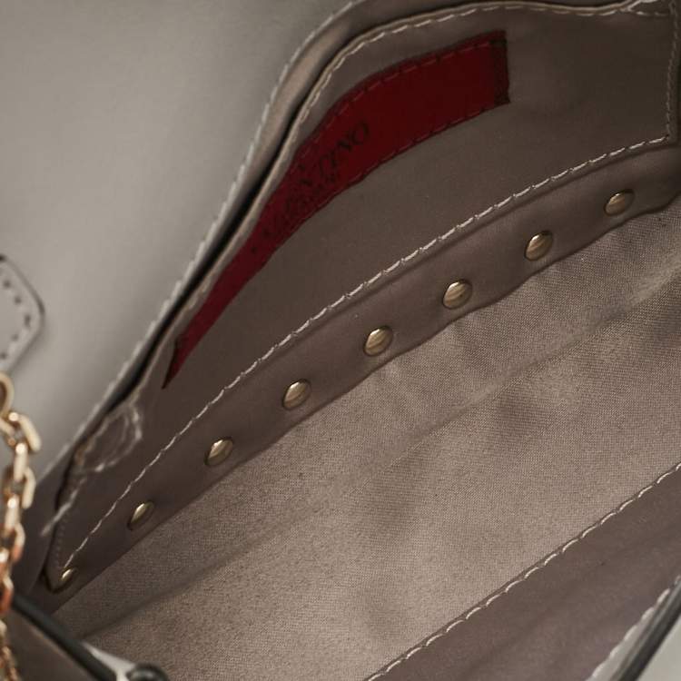 Pre Owned Valentino Ash Blue Leather Rockstud Chain Clutch