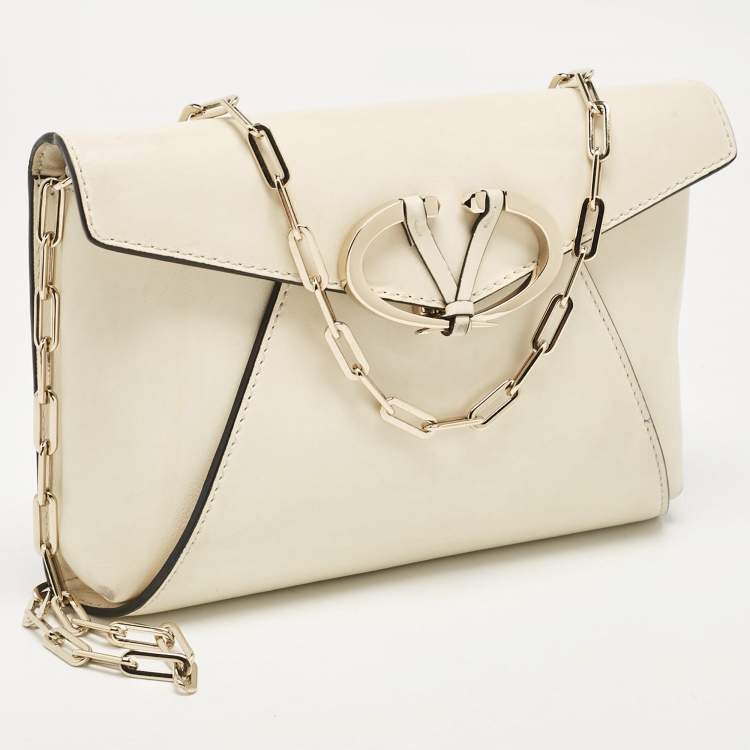 Pre Owned Valentino Off White Leather V Rivet Clutch Bag