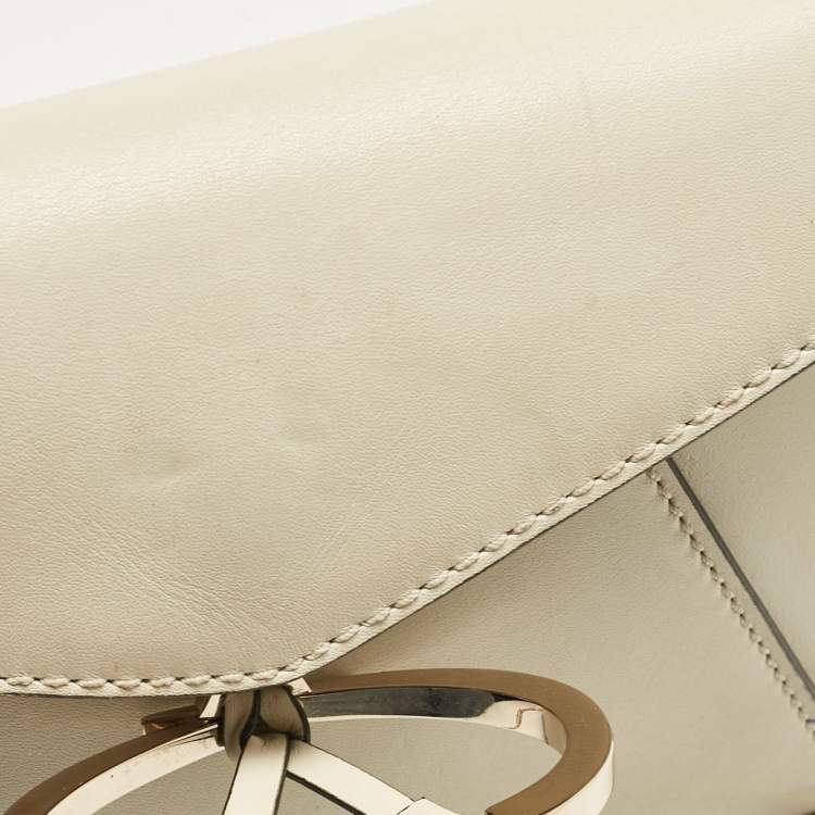 Pre Owned Valentino Off White Leather V Rivet Clutch Bag