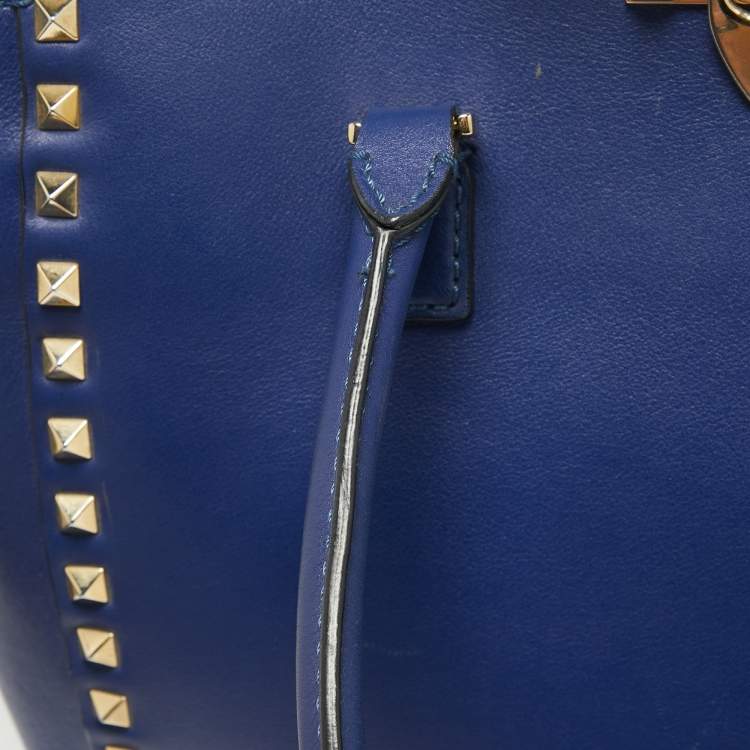 Pre Owned Valentino Blue Leather Rockstud Trapeze Tote