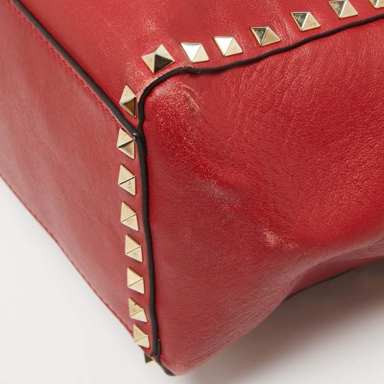 Pre Owned Valentino Red Leather Rockstud Trapeze Tote