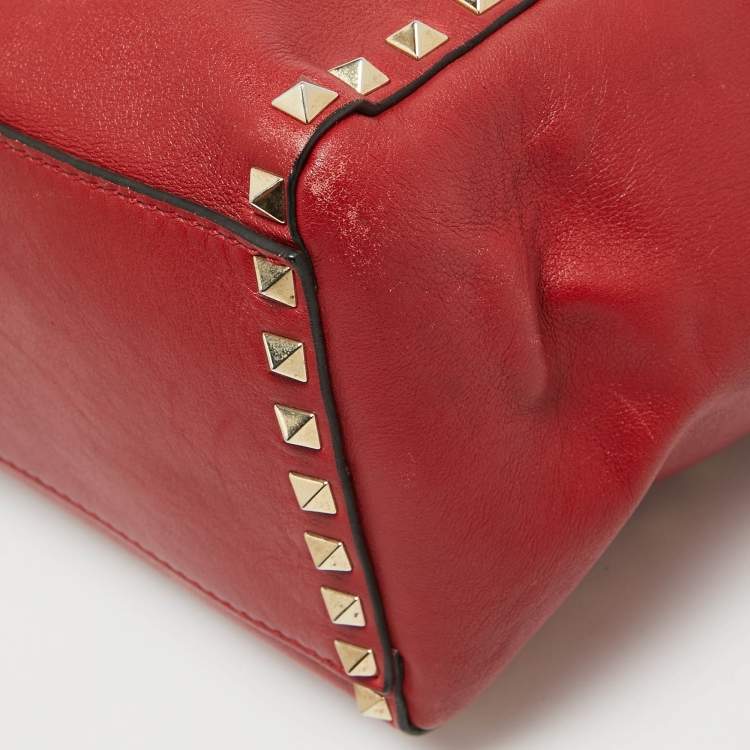 Pre Owned Valentino Red Leather Rockstud Trapeze Tote