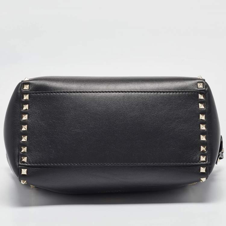 مملوكة مسبقًا Valentino Black Leather Rockstud Trapeze Tote