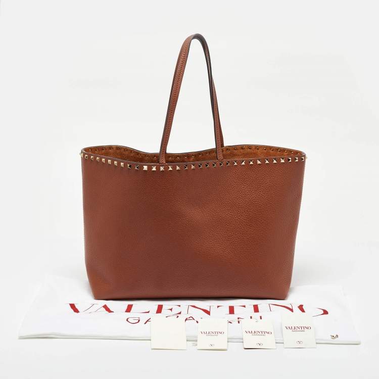 مملوكة مسبقًا Valentino Brown Leather Rockstud Tote