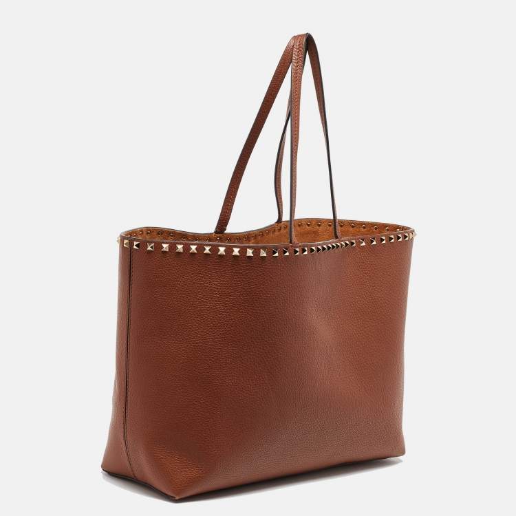 مملوكة مسبقًا Valentino Brown Leather Rockstud Tote