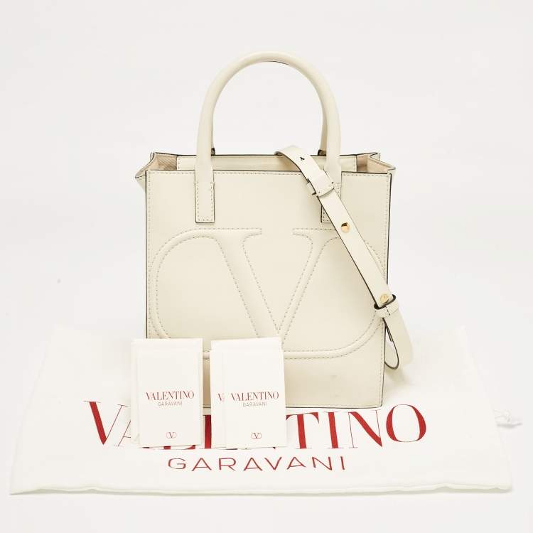 Pre Owned Valentino Off White Leather Small VLogo Walk Tote