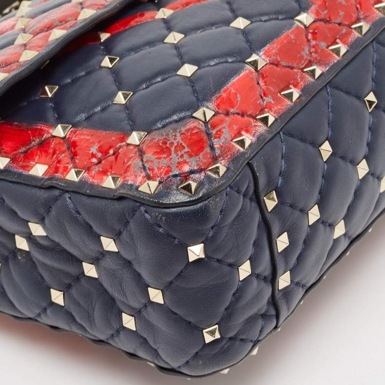 Pre Owned Valentino Blue/Red Quilted Leather Medium Rockstud Spike Heart Top Handle Bag