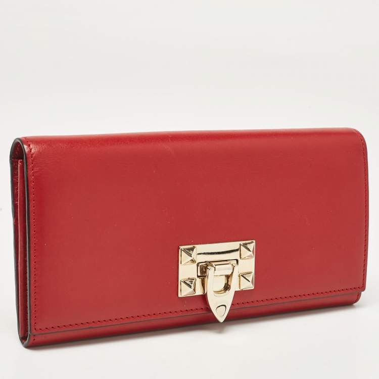 Pre Owned Valentino Red Leather Rockstud Continental Wallet