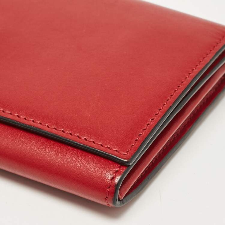 Pre Owned Valentino Red Leather Rockstud Continental Wallet