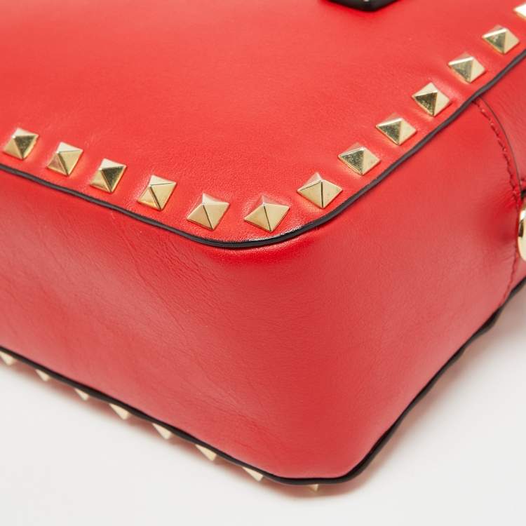 Pre Owned Valentino Red Leather Rockstud Camera Crossbody Bag
