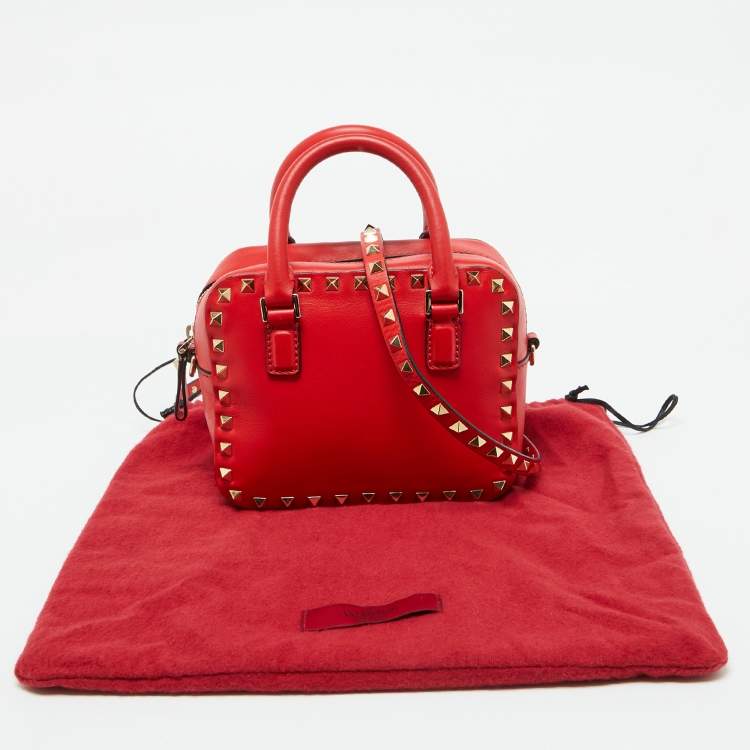 Pre Owned Valentino Red Leather Rockstud Camera Crossbody Bag