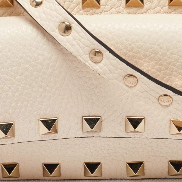 Pre Owned Valentino Off White Leather Rockstud Crossbody Bag