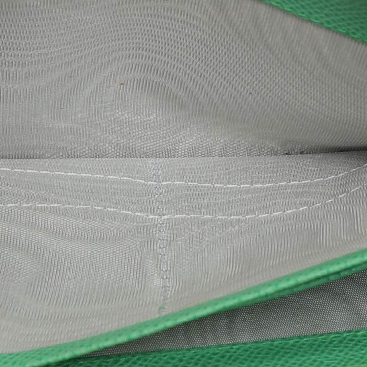 Pre Owned Valentino Green Leather Zip Around Wallet