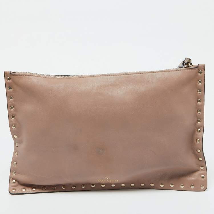Pre Owned Valentino Beige Leather Rockstud Zip Pouch Clutch