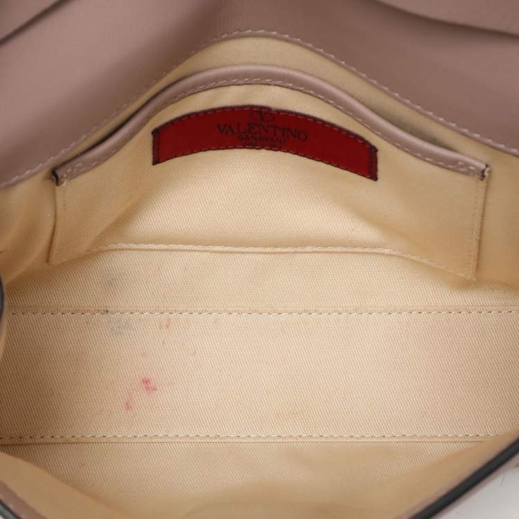 Pre Owned Valentino Beige Leather Rockstud Crossbody Bag