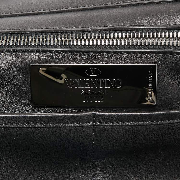 Pre Owned Valentino Black Leather Medium Rockstud Trapeze Tote
