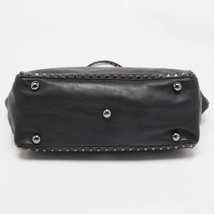 Pre Owned Valentino Black Leather Medium Rockstud Trapeze Tote