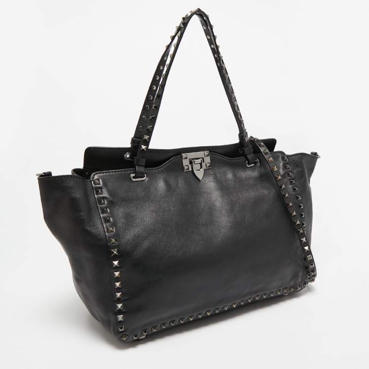 Pre Owned Valentino Black Leather Medium Rockstud Trapeze Tote