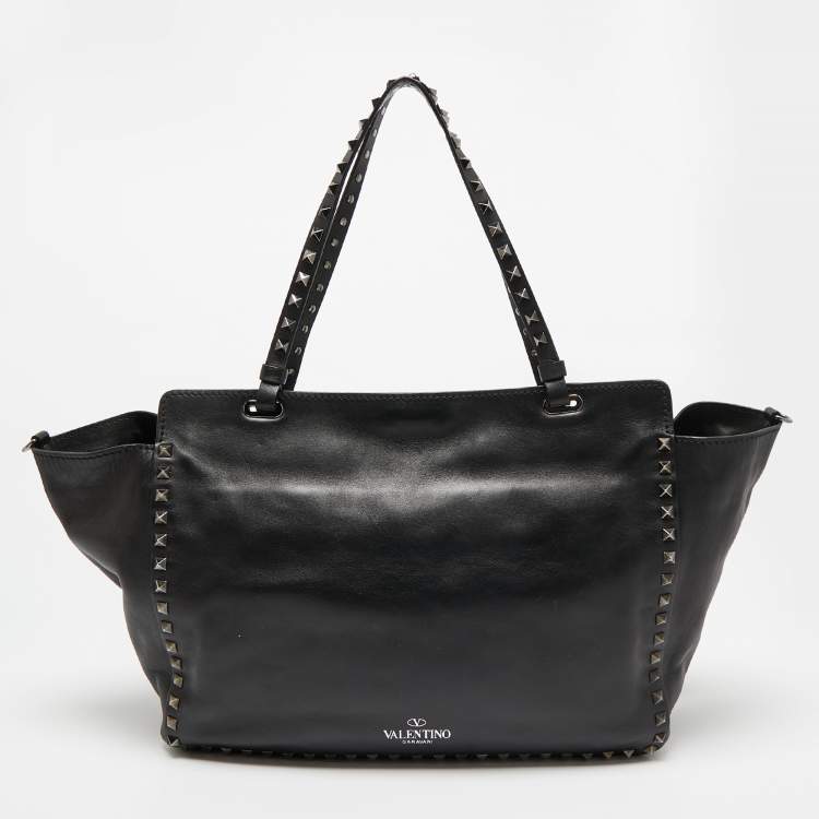 Pre Owned Valentino Black Leather Medium Rockstud Trapeze Tote