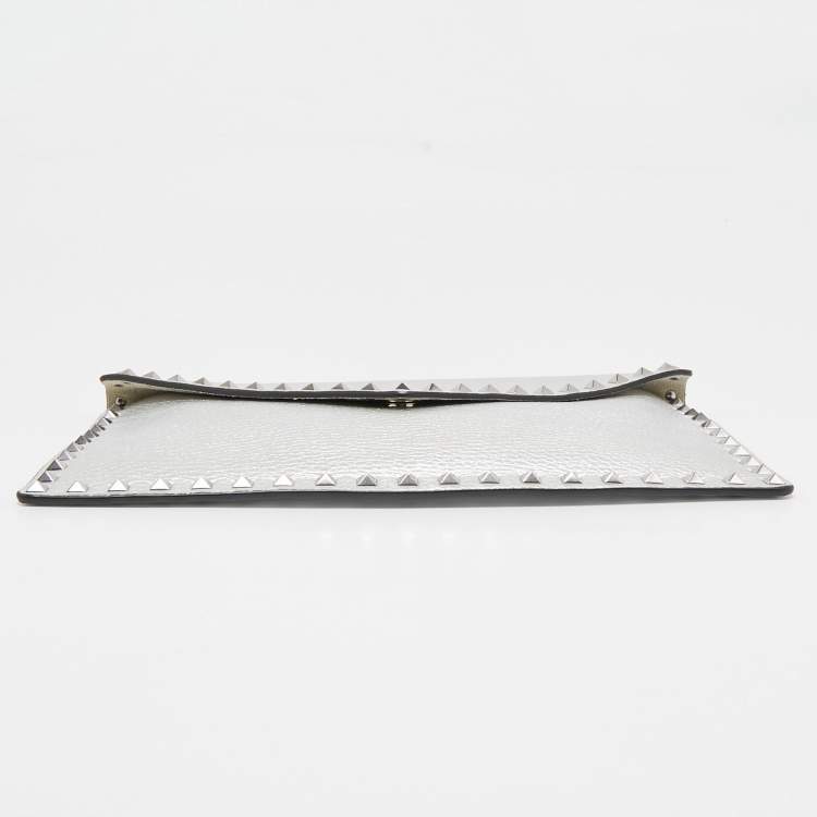 Pre Owned Valentino Silver Leather Rockstud Envelope Flap Clutch