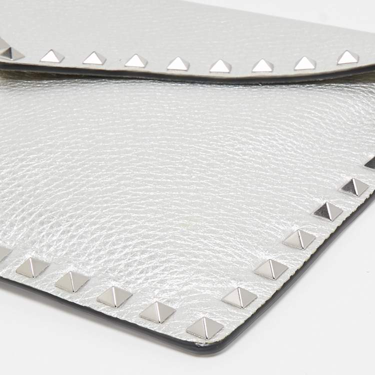 Pre Owned Valentino Silver Leather Rockstud Envelope Flap Clutch