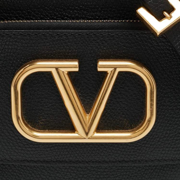 Pre Owned Valentino Black Leather VLogo Round Crossbody Bag