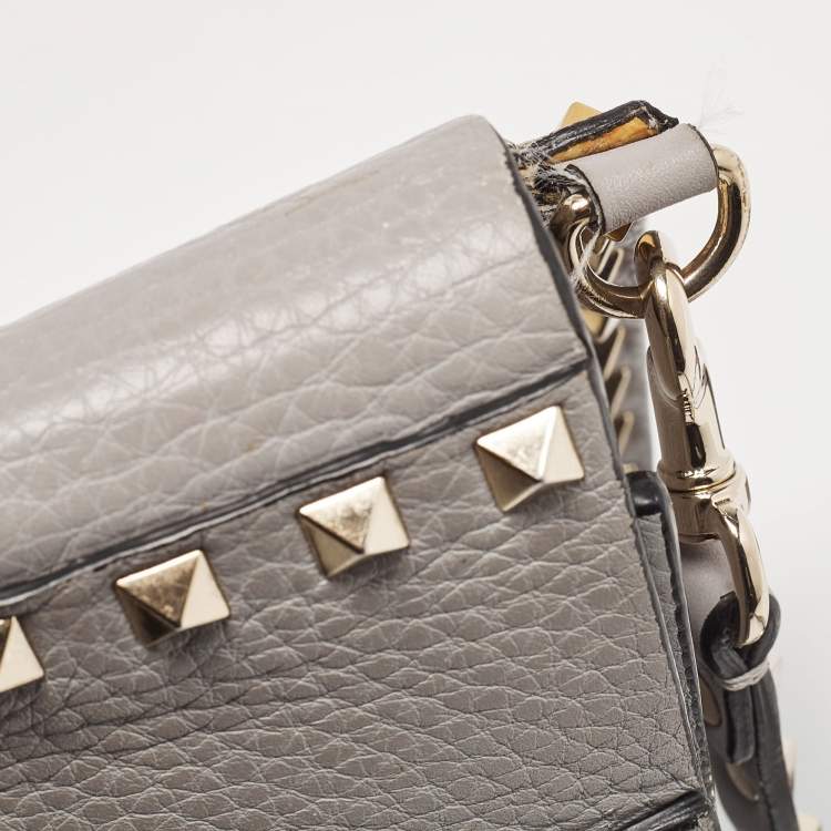 Pre Owned Valentino Grey Leather Rockstud Side Slip Crossbody Bag