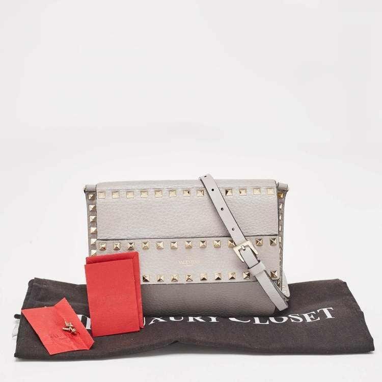 Pre Owned Valentino Grey Leather Rockstud Side Slip Crossbody Bag
