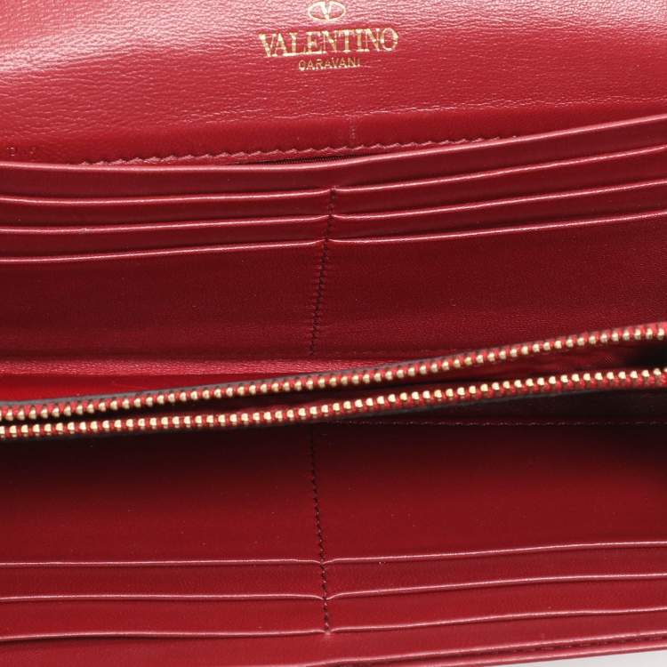 Pre Owned Valentino Burgundy Leather Rockstud Spike Continental Wallet
