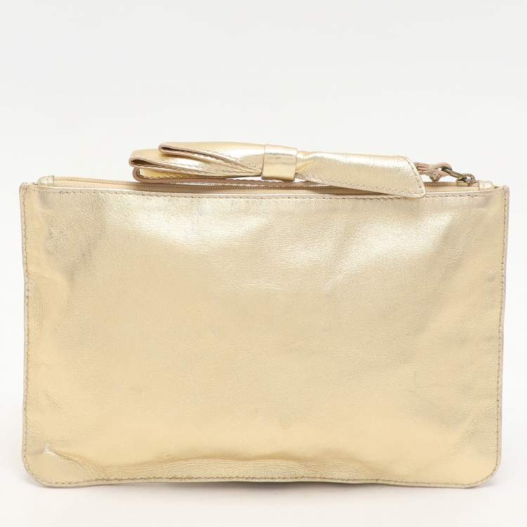 Pre Owned Valentino Gold Leather Wristlet Clutch
