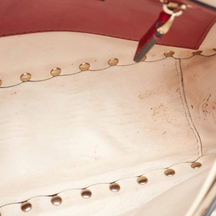 Pre Owned Valentino Off White Leather Medium Rockstud Spike Top Handle Bag