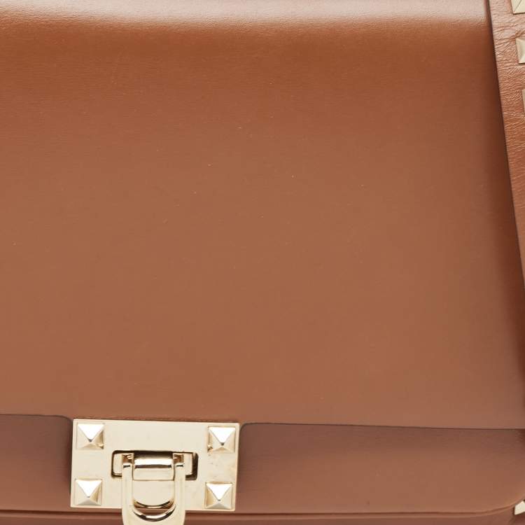 Pre Owned Valentino Brown Leather Rockstud Top Handle Bag