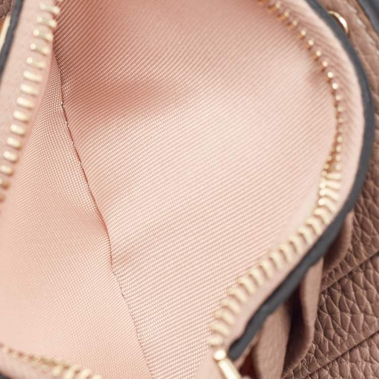 Pre Owned Valentino Beige Leather Rockstud Zip Card Holder