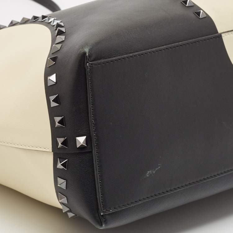 Pre Owned Valentino Black/Ivory Leather Rockstud Shopper Tote