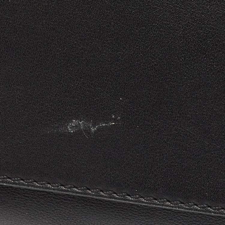 Pre Owned Valentino Black/Ivory Leather Rockstud Shopper Tote