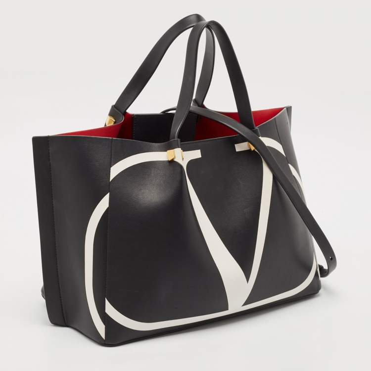 Pre Owned Valentino Black/White Leather Medium VLogo Escape Tote