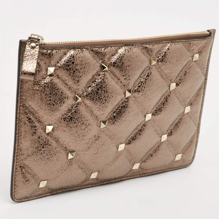Pre Owned Valentino Metallic Quilted Leather Rockstud Pouch 