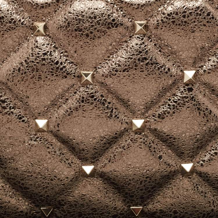 Pre Owned Valentino Metallic Quilted Leather Rockstud Pouch 