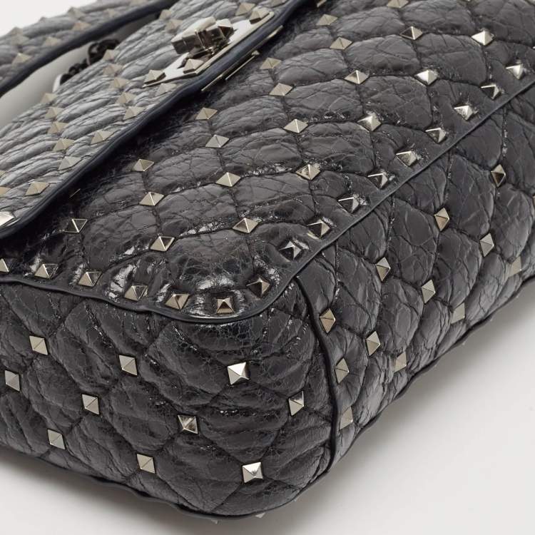Pre Owned Valentino Black Quilted Crackle Leather Medium Rockstud Spike Top Handle Bag